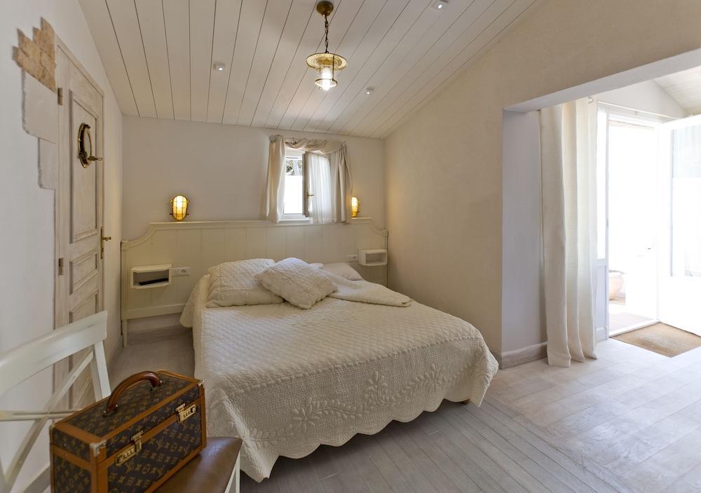 Hotel Restaurant & Spa Plaisir Le Bois-Plage-en-Re Exterior photo