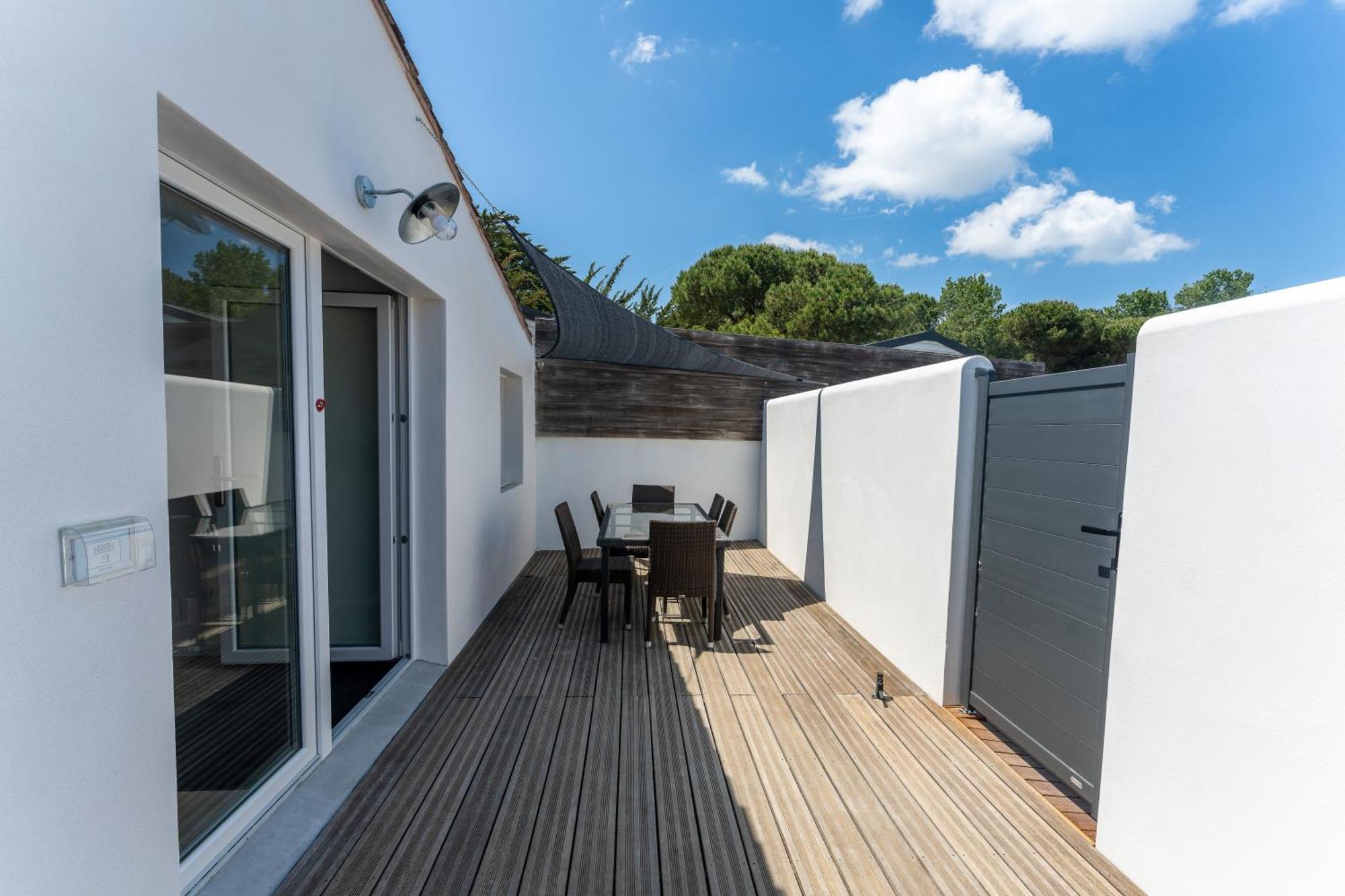 Hotel Restaurant & Spa Plaisir Le Bois-Plage-en-Re Exterior photo